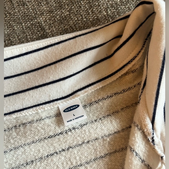 *last chance- going to donation* Women’s Quarter-zip Sweater - Picture 3 of 3